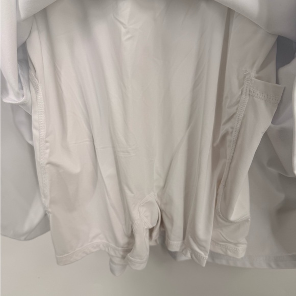 Suhk Asana Womens White Tennis Dress Built In Bra And Shorts Size Small Pockets - Picture 7 of 11